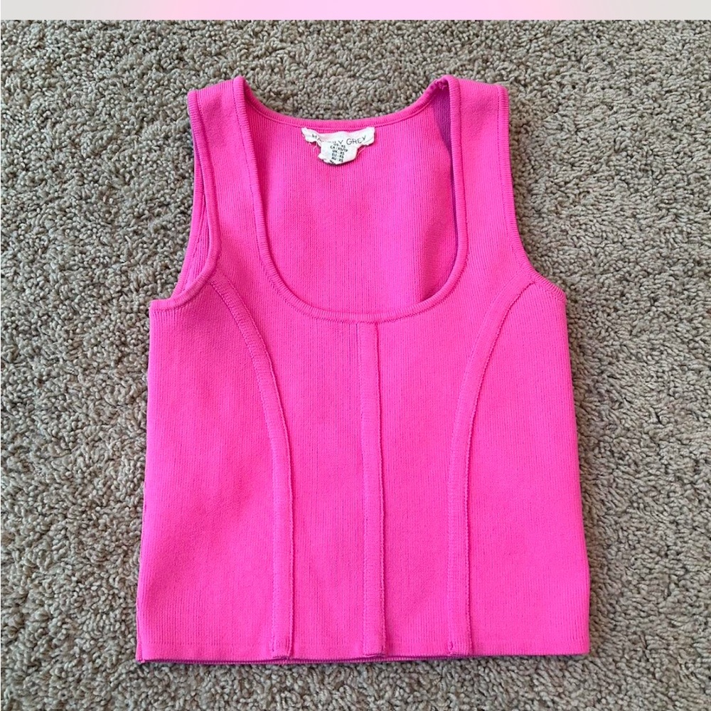 pink tank🩷